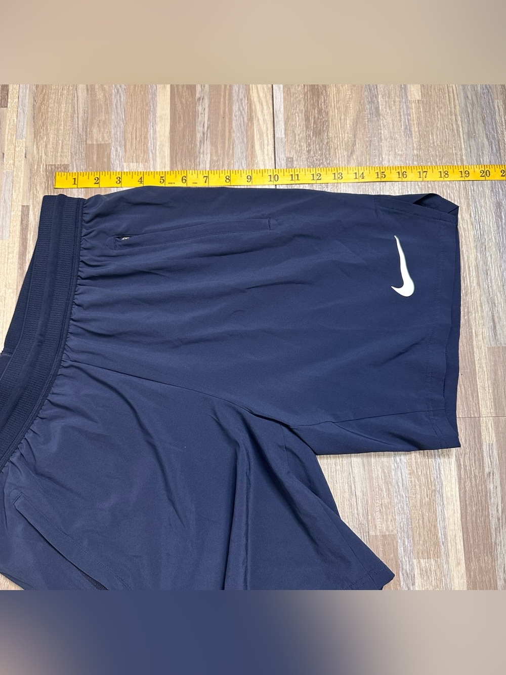 Nike Men’s Dark Navy Blue Athletic Shorts with White Swoosh Size Medium - Picture 7 of 14